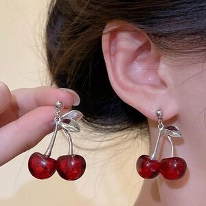 💋NWT Cherry Red Silver Earrings